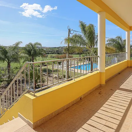 Quinta Do Bravo - Swimming Pool - By Bedzy Vakantiehuis *