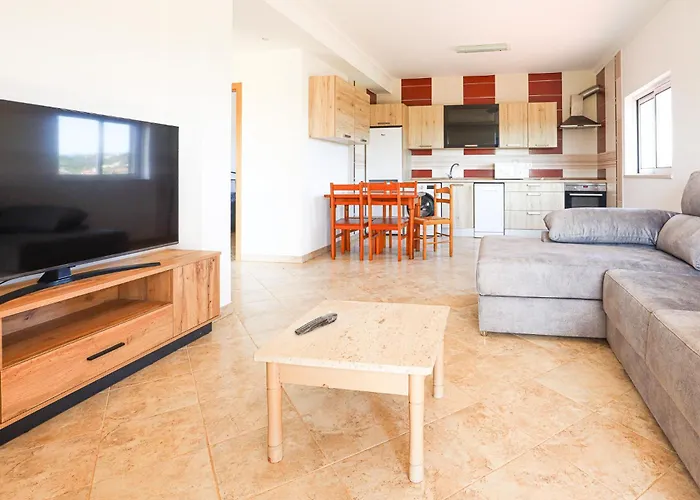 Semesterbostad Quinta Do Bravo - Swimming Pool - By Bedzy *