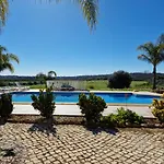 Quinta Do Bravo - Swimming Pool - By Bedzy Ferienhaus