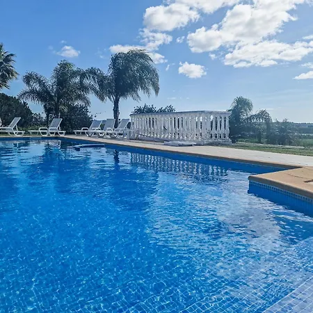Quinta Do Bravo - Swimming Pool - By Bedzy