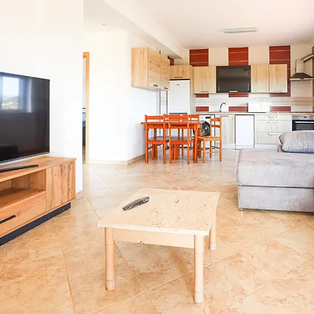 Holiday home Quinta Do Bravo - Swimming Pool - By Bedzy *