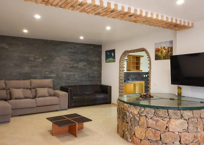 Quinta Do Bravo - Swimming Pool - By Bedzy 度假居 *