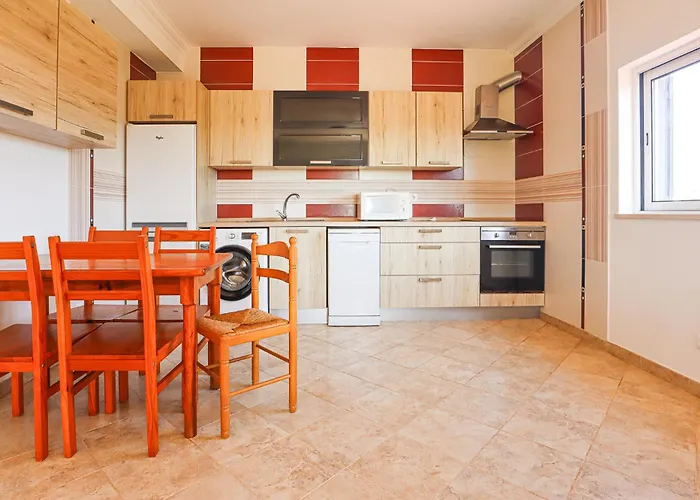 度假居 Quinta Do Bravo - Swimming Pool - By Bedzy